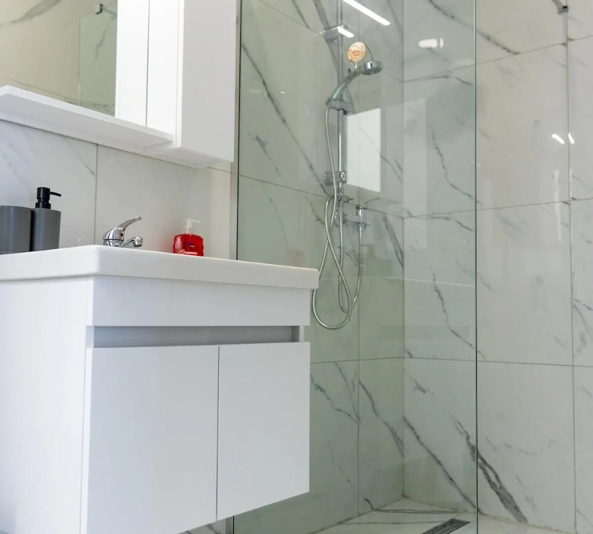 Brand New 3Br Apt In Gzira Apartment